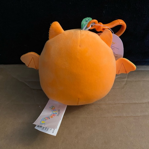 NWT Barnet the fruit bat clip Squishmallow - Picture 3 of 5